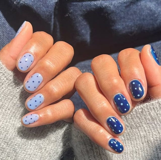 Short Square Blue White Polka Dot Nails Short Square Blue White Polka Dot Nails — Trendy Short Acrylic Nails