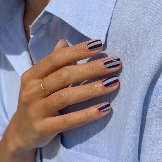 Blue and Burgundy Stripe Short Square Nails Blue and Burgundy Stripe Short Square Nails — Trendy Short Gel Nails