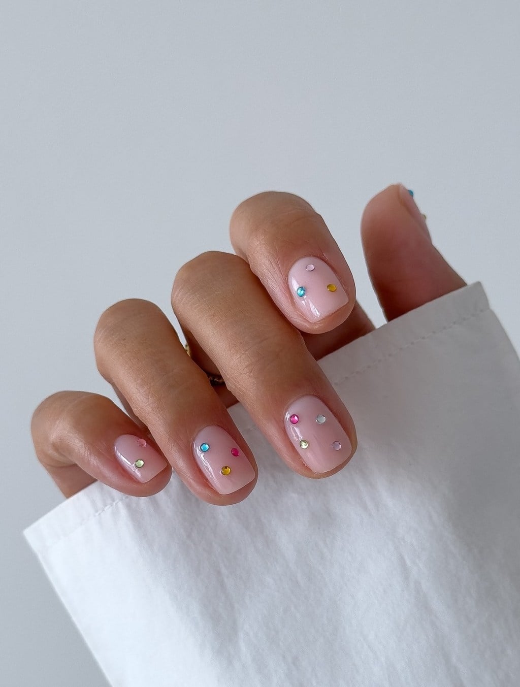 Pale Pink Colorful Dot Short Square Nails Pale Pink Colorful Dot Short Square Nails — Trendy Short Gel Nails