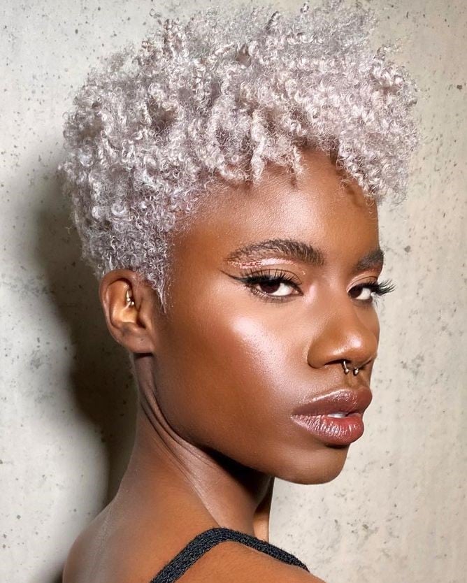 Striking Silver Short Afro Striking Silver Short Afro — Trendy Short Natural Hairstyles