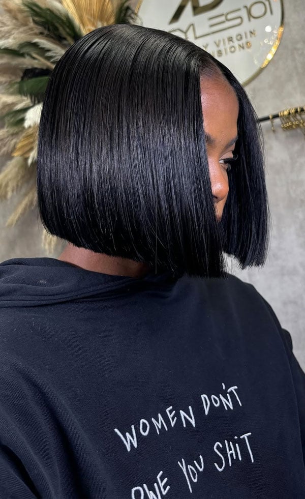 Black Chin Length Blunt Bob Black Chin Length Blunt Bob — Trendy Sleek Hairstyles