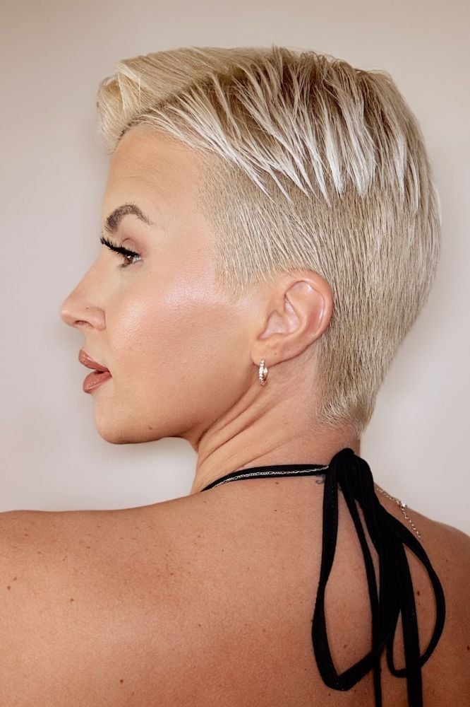Blonde Pixie With Finely Textured Strands Blonde Pixie With Finely Textured Strands — Trendy Sleek Hairstyles
