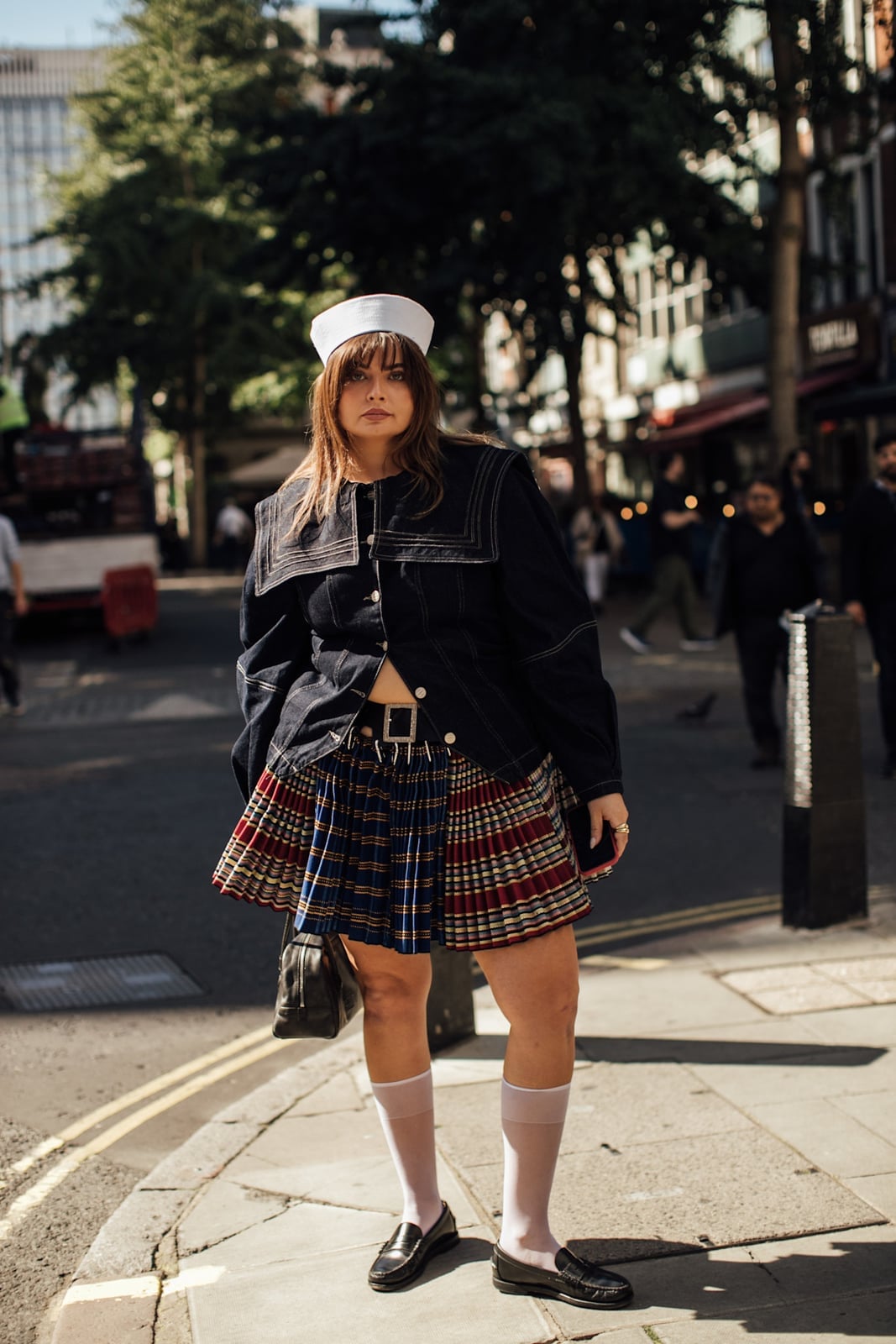 Sheer Black Socks with Black Pointed-Toe Heels, Close-Up Take — Trendy Socks Outfits