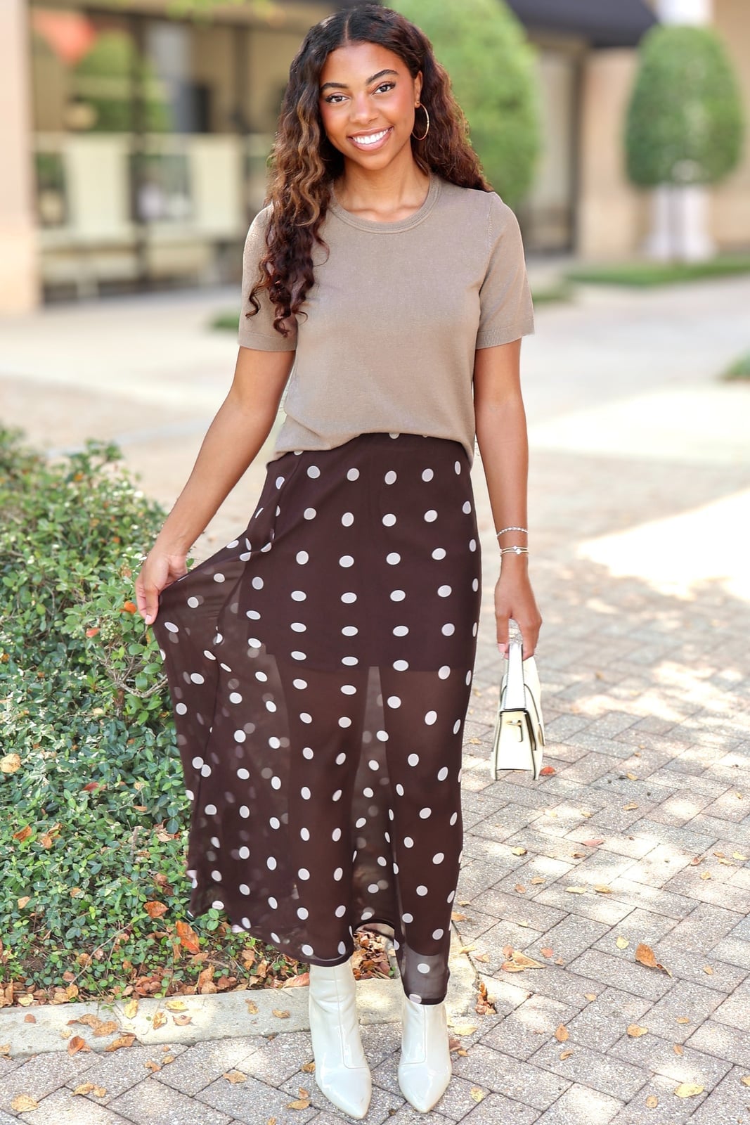 T-shirt and Polka Dot Midi Skirt T-shirt and Polka Dot Midi Skirt — Trendy Sorority Outfits