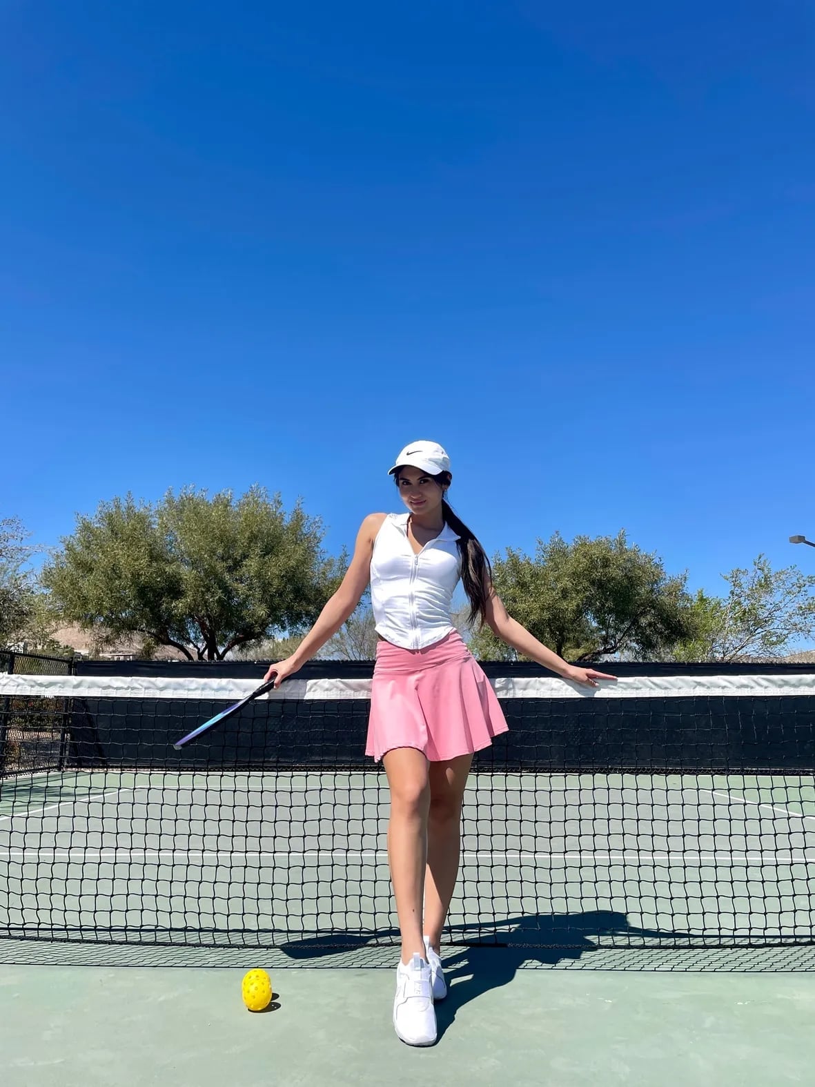 Tennis Skirt With Zip-Up Tank Top — Trendy Sporty Outfits