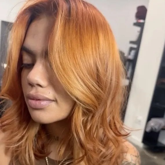Collarbone Layers Strawberry Blonde Highlights — Trendy Strawberry Blonde Hair