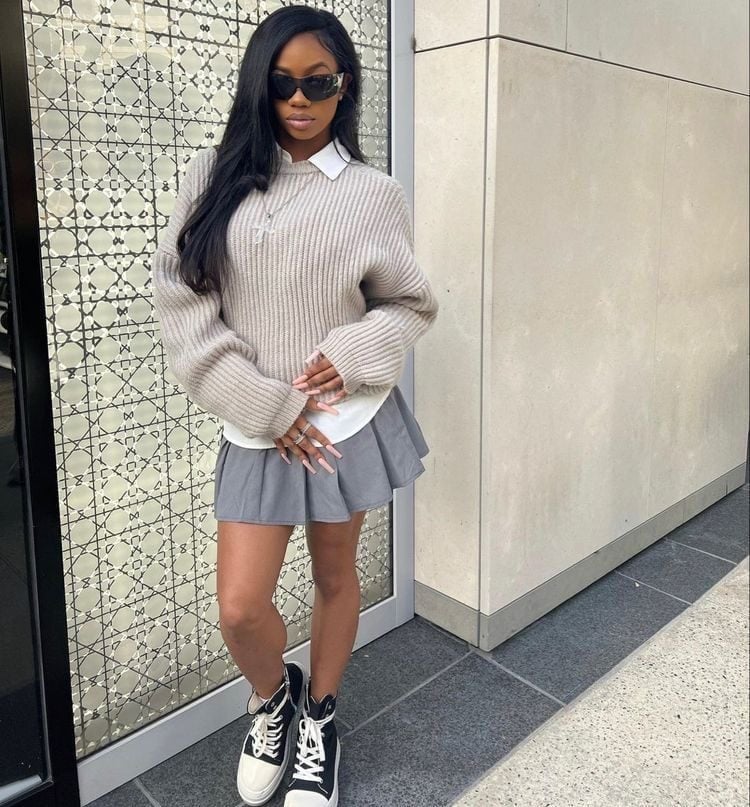 Oversized Sweater and Pleated Skirt Oversized Sweater and Pleated Skirt — Trendy Tennis Skirt Outfits