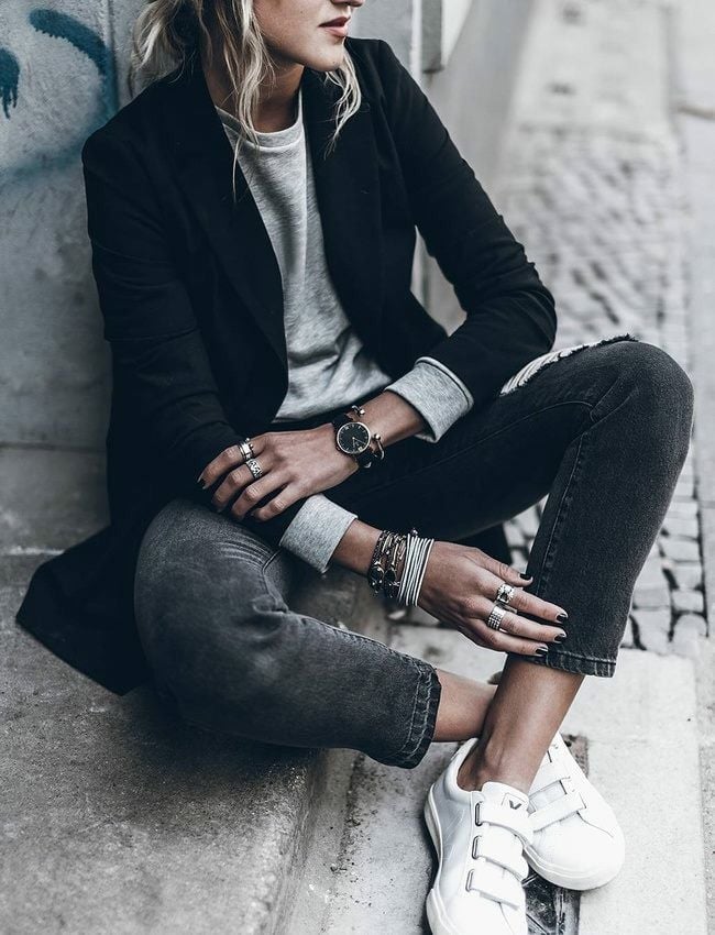 Black Blazer Over Gray Shirt with Slim Jeans Black Blazer Over Gray Shirt with Slim Jeans — Trendy Tomboy Outfits