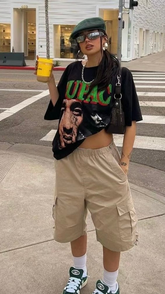 Graphic T-Shirt and Cargo Shorts with a Beret Graphic T-Shirt and Cargo Shorts with a Beret — Trendy Tomboy Outfits