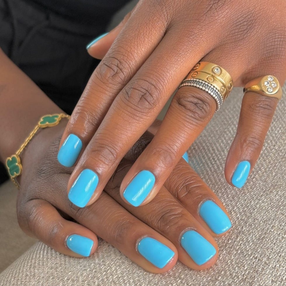 Short Almond Deep Glossy Teal Nails — Trendy Turquoise Nails