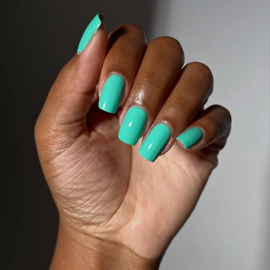 Short Almond Light Milky Turquoise Nails — Trendy Turquoise Nails