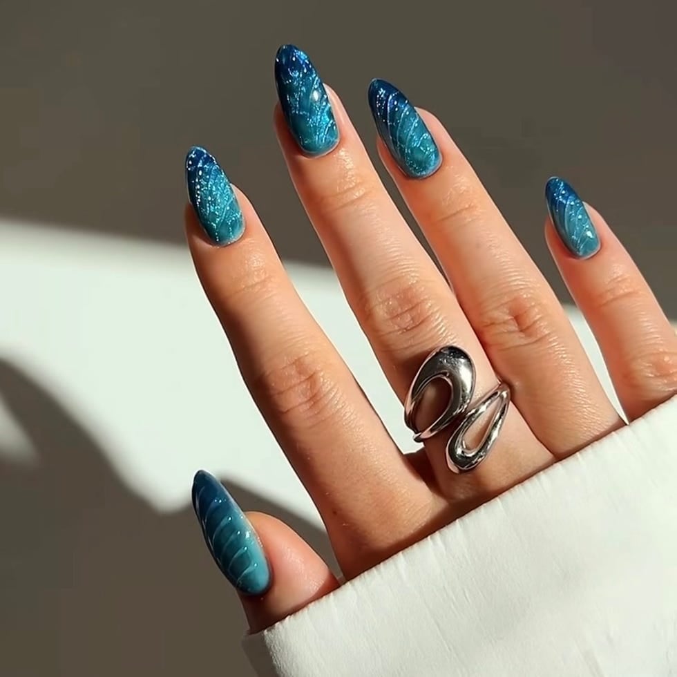 Velvet Shimmer Gradient Turquoise Nails — Trendy Turquoise Nails