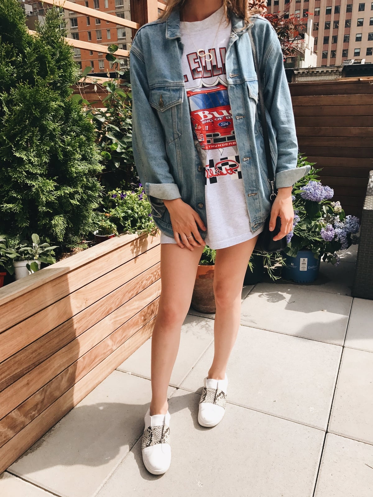 Oversized Denim Jacket Over Graphic Tee and Shorts Oversized Denim Jacket Over Graphic Tee and Shorts — Trendy Uni Outfits
