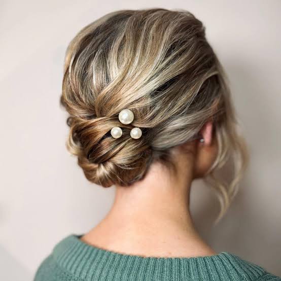 Blonde Updo With Pearl Hairpins — Trendy Wedding Guest Updos