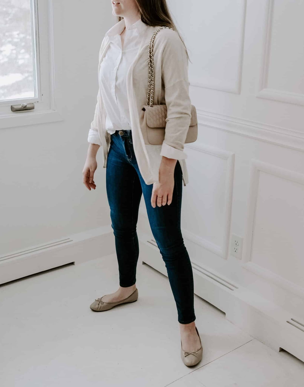 White Shirt Layered Under Knit Cardigan — Trendy White Shirt Outfits