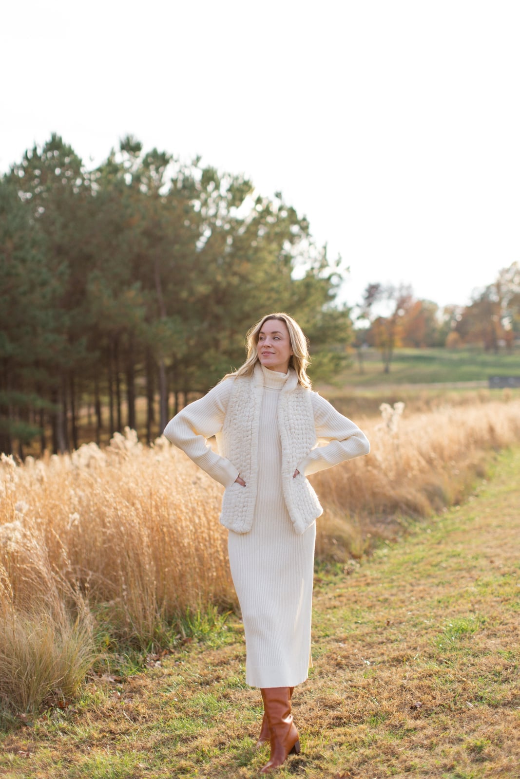 White Knit Sweater Dress With Textured Vest White Knit Sweater Dress With Textured Vest — Trendy White Sweater Outfit