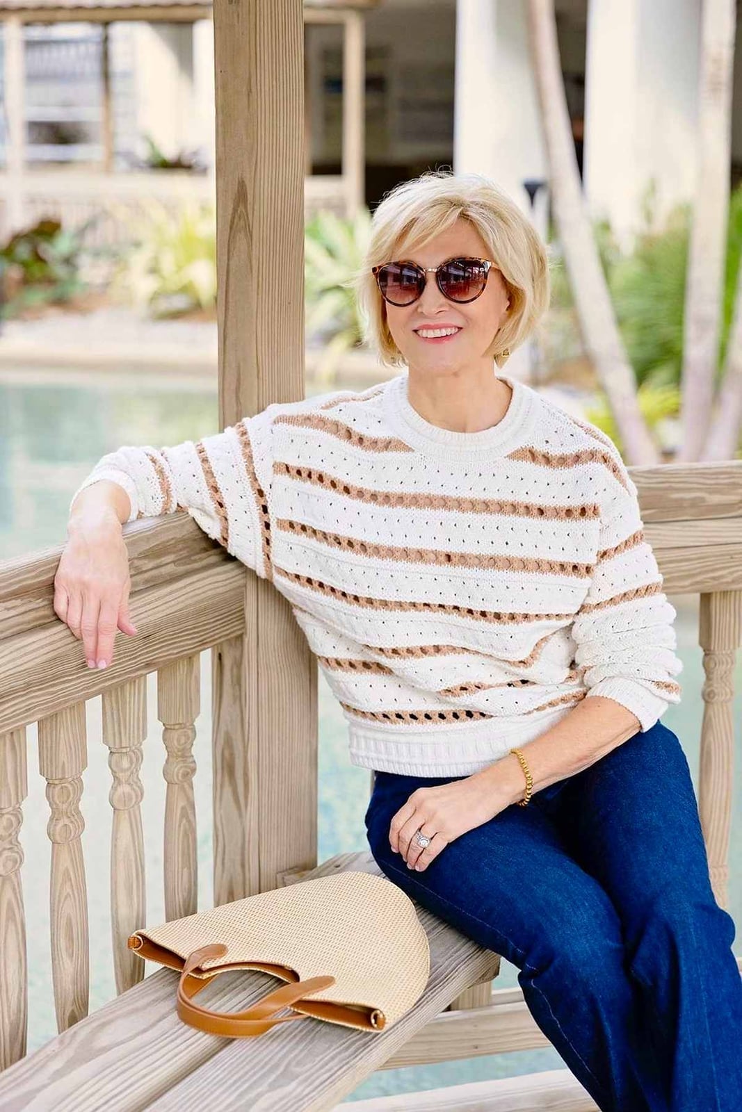 White Striped Knit Sweater With Blue Jeans White Striped Knit Sweater With Blue Jeans — Trendy White Sweater Outfit