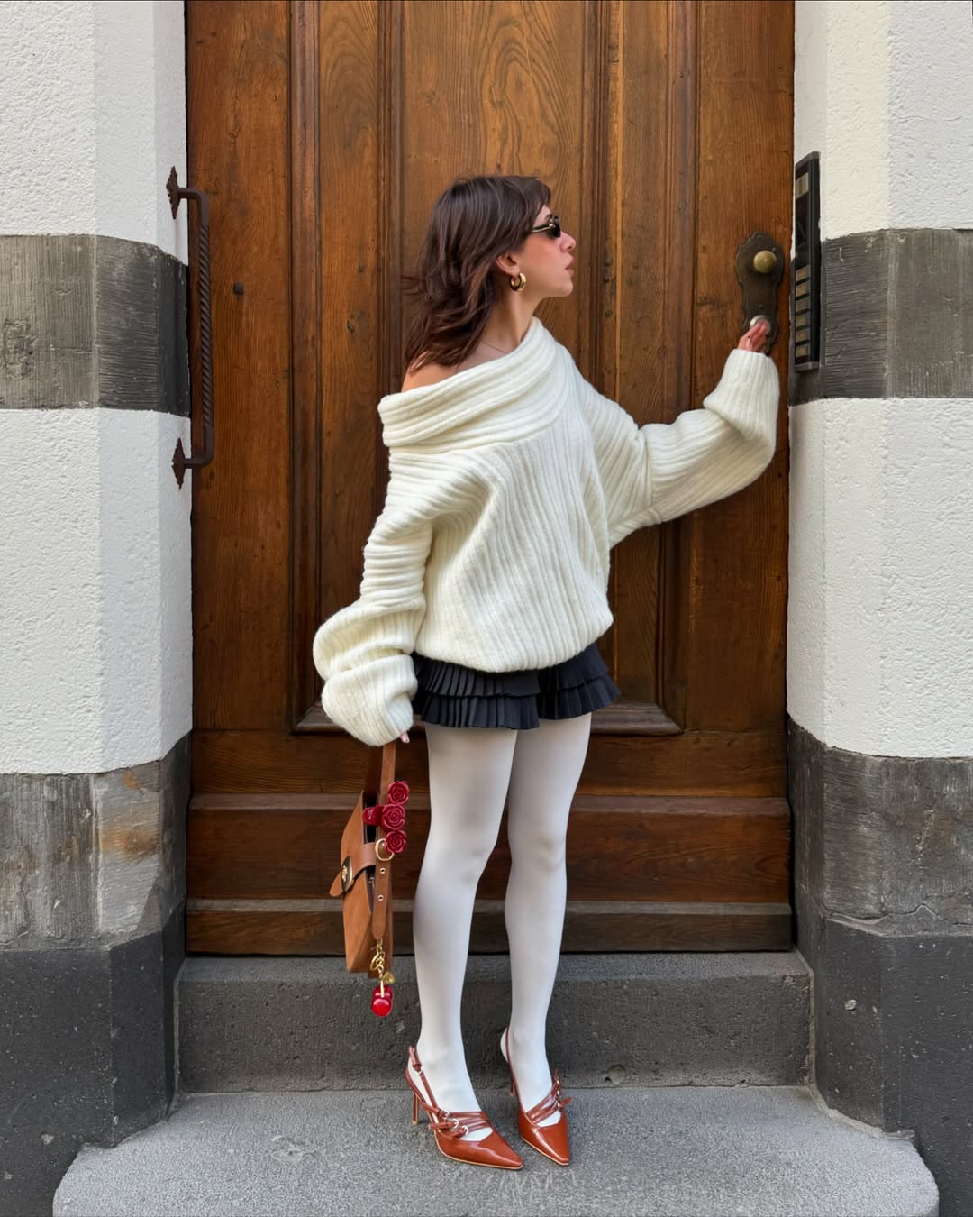 Off-the-Shoulder White Ribbed Sweater With Mini Skirt Off-the-Shoulder White Ribbed Sweater With Mini Skirt — Trendy White Sweater Outfit