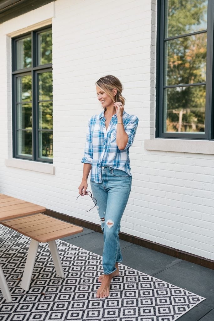 Plaid Button-Down Shirt with Distressed Jeans and Tied At The Waist Plaid Button-Down Shirt with Distressed Jeans and Tied At The Waist — Trendy Work From Home Outfits