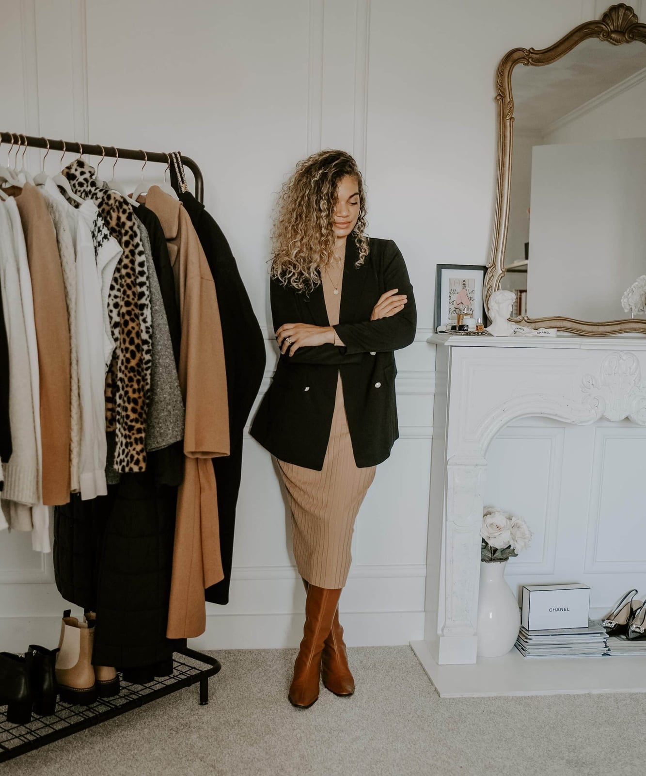 Dark Green Oversized Blazer with Beige Knit Dress Dark Green Oversized Blazer with Beige Knit Dress — Trendy Work Outfits Women Office