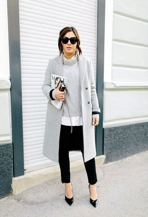 Long Gray Overcoat with Gray Turtleneck and Slim Pants Long Gray Overcoat with Gray Turtleneck and Slim Pants — Trendy Work Outfits Women Office