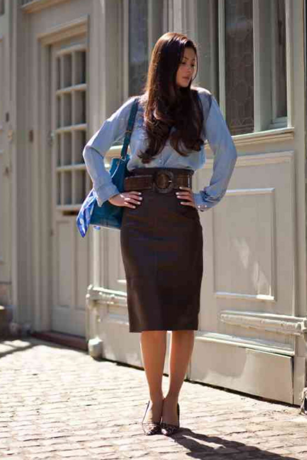 Blue Shirt and Leather Pencil Skirt with Leopard Heels Blue Shirt and Leather Pencil Skirt with Leopard Heels — Trendy Work Outfits Women Office