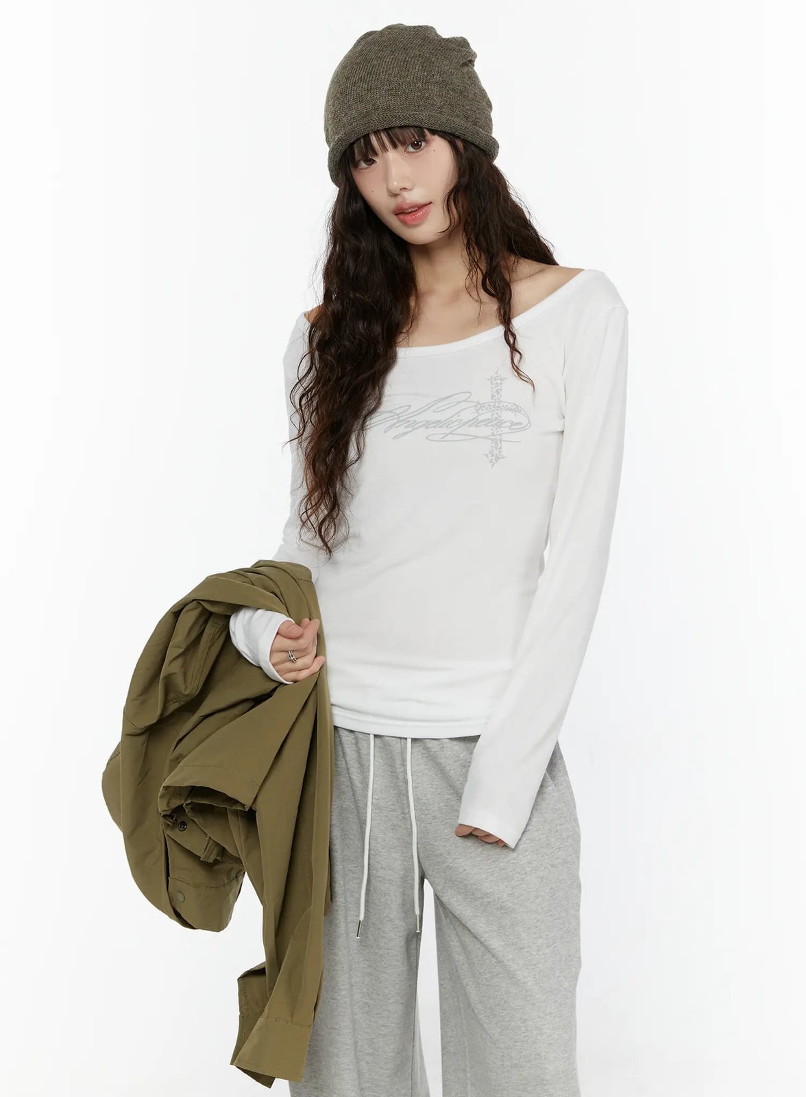 Graphic Print Off-The-Shoulder Top with Sweatpants Graphic Print Off-The-Shoulder Top with Sweatpants — Trendy Y2K Style